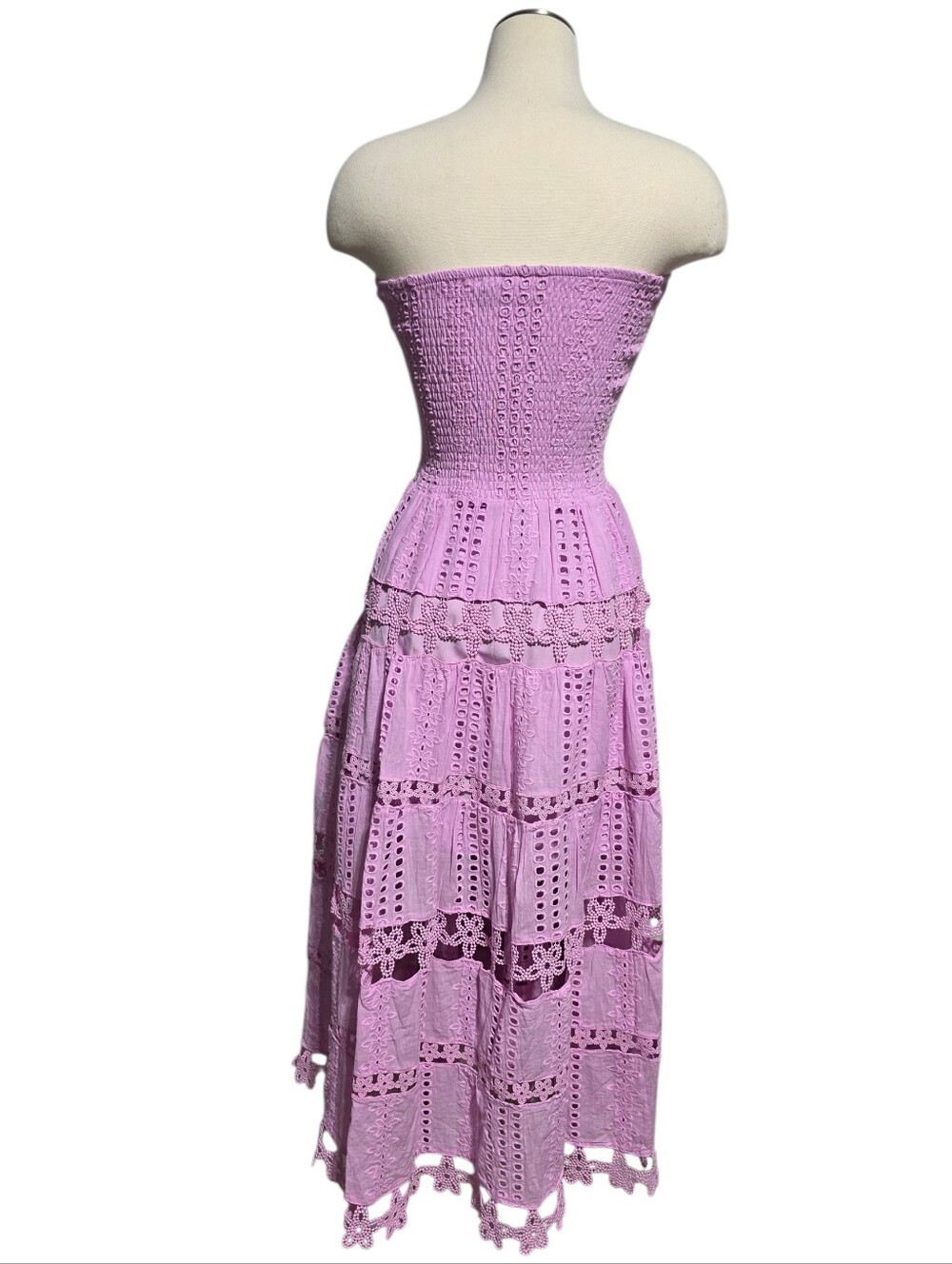STRUT & BOLT LAVENDER EYELET MIDI DRESS SZ M - Picture 5 of 11